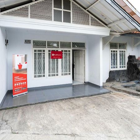 Reddoorz Syariah Near Rsud Cimacan Богор Экстерьер фото